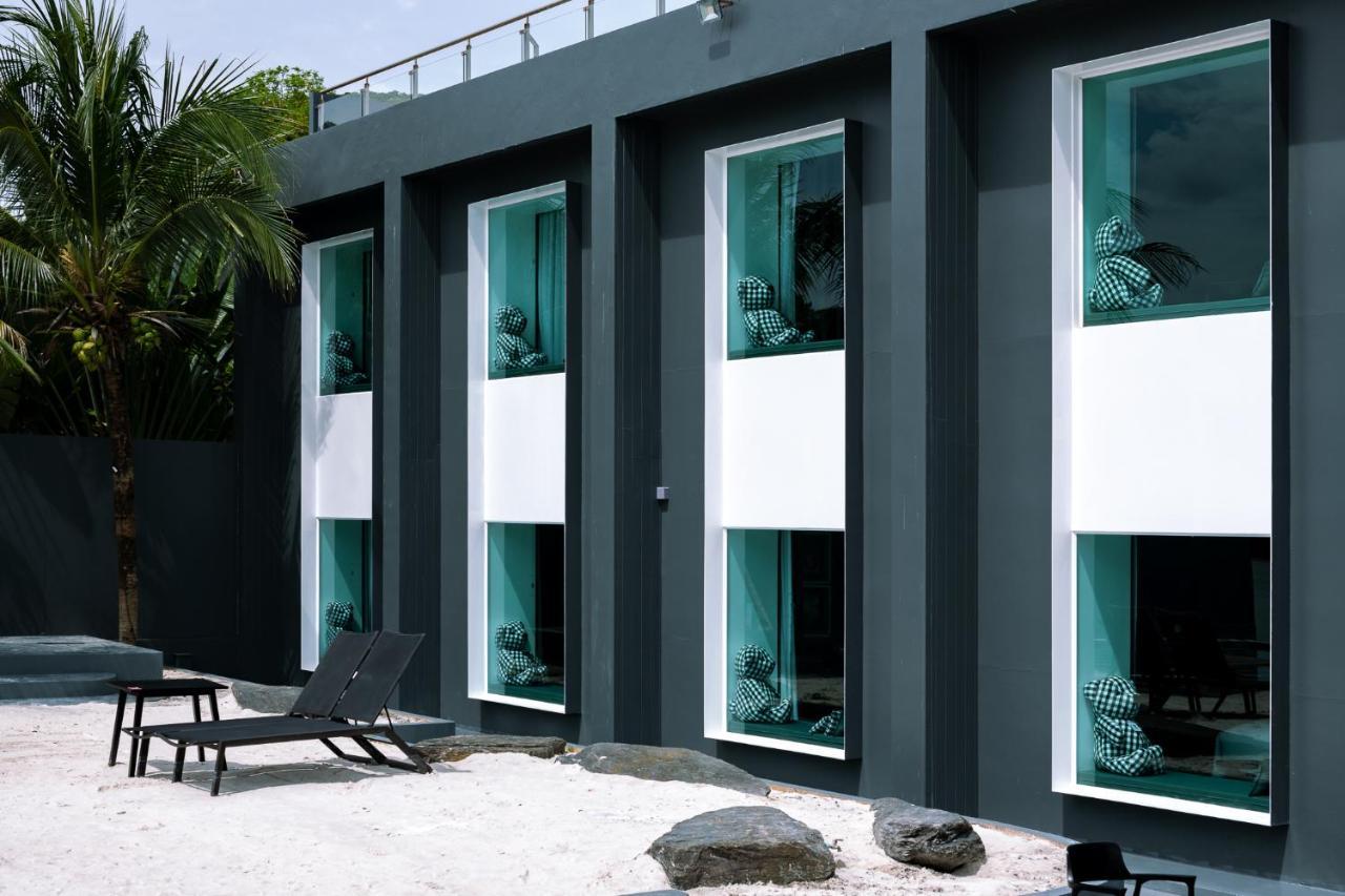 Foto Hotel Phuket Beachfront Bagian luar foto The Beach Villas